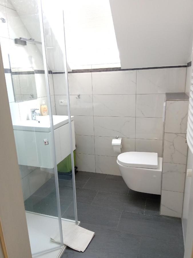 A-Ura Pokoje Goscinne Mikołajki Exterior foto
